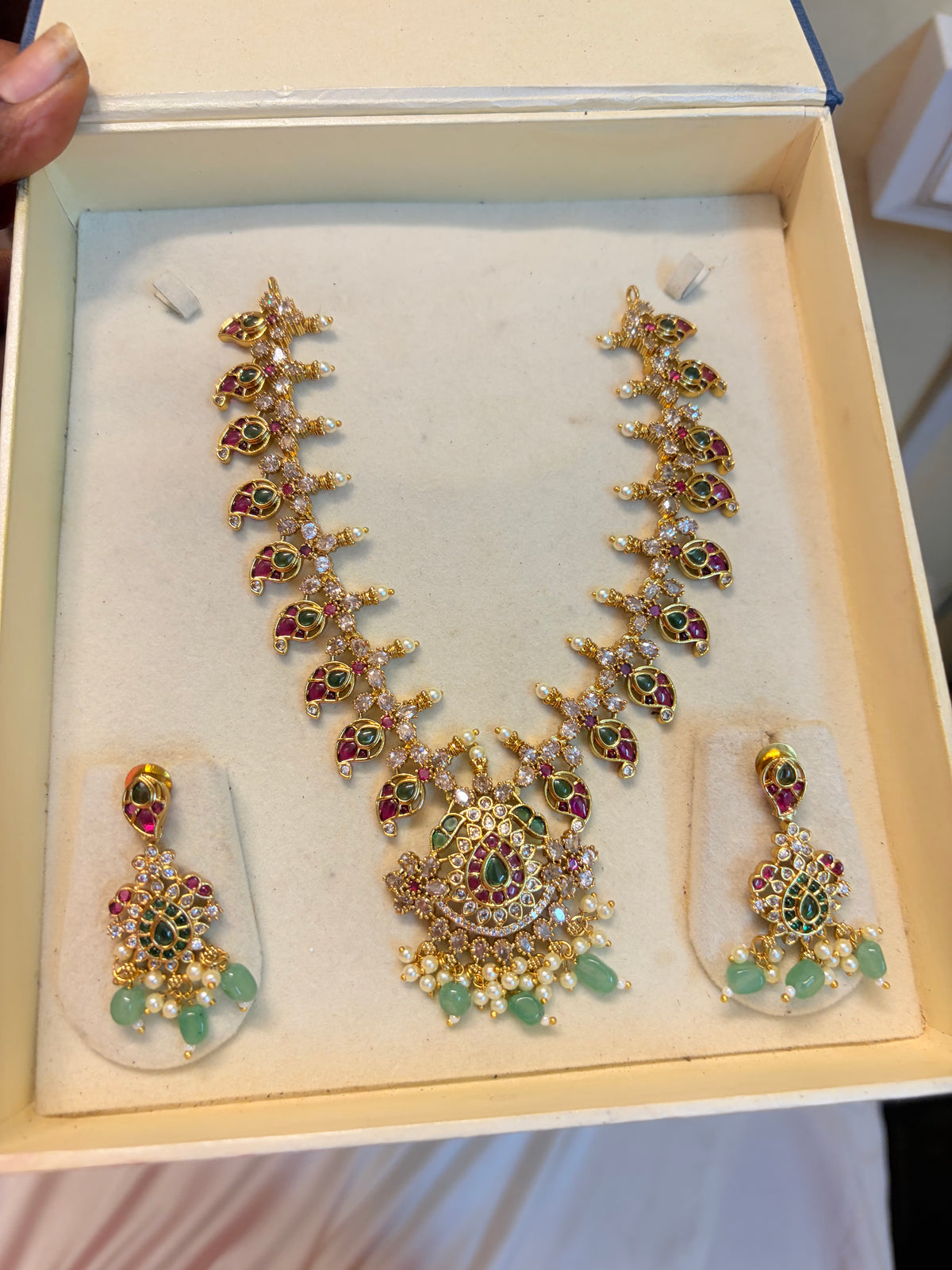 Mango kemp stones jadau necklace set