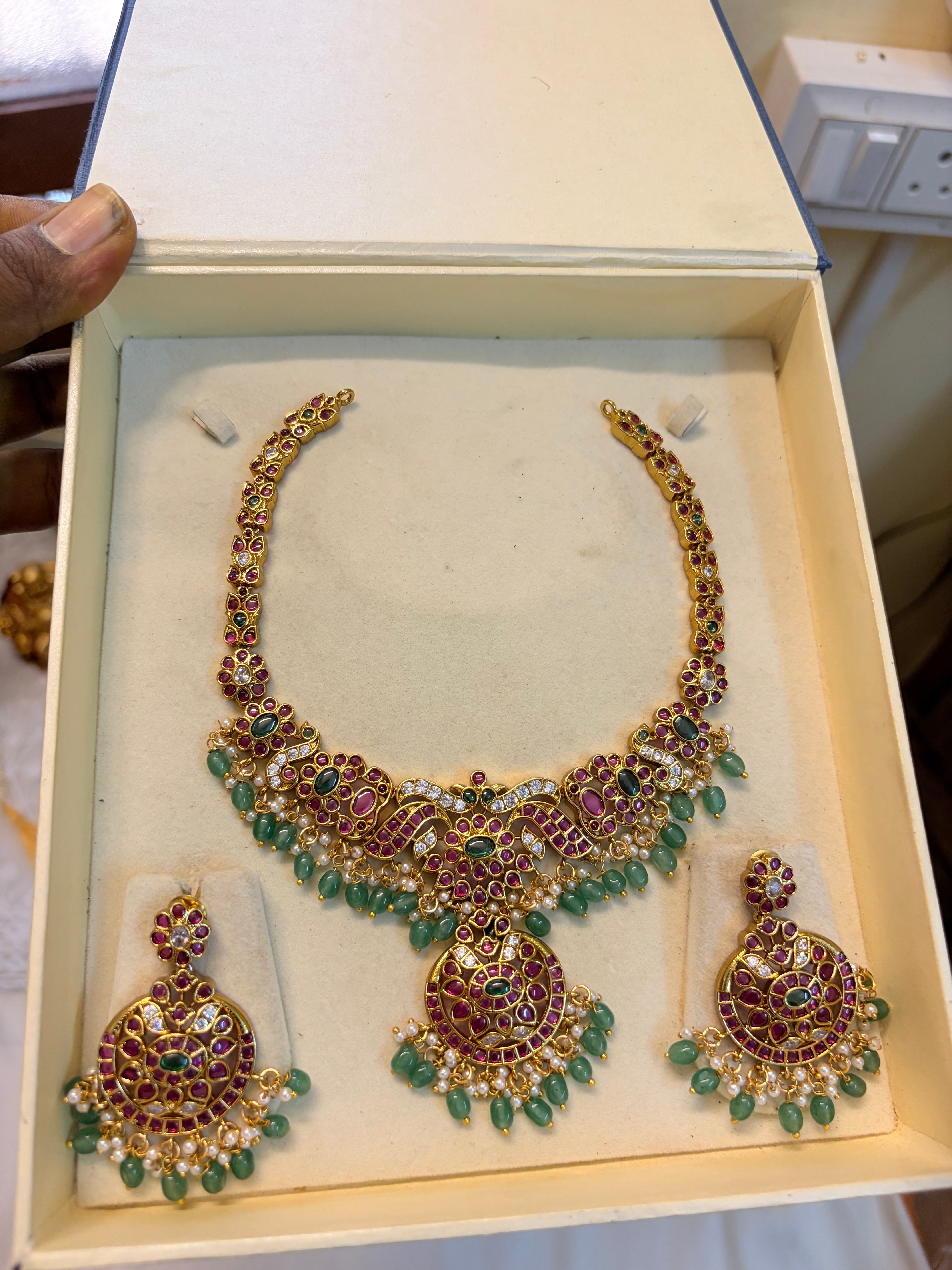Traditional kemp stones jadau necklace set