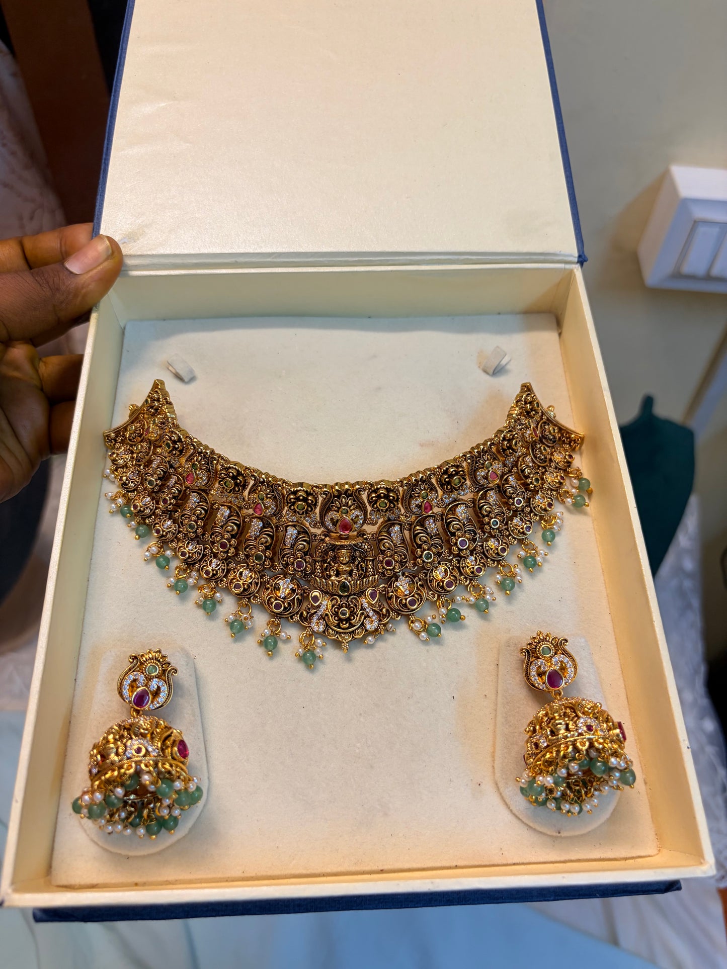 Royal Gold antique finish jadau choker set premium quality