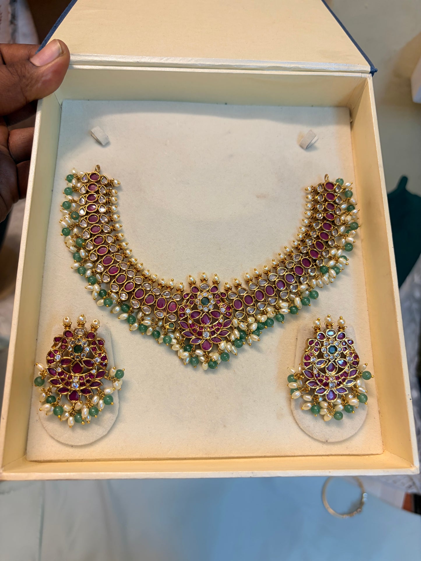 Jadau Kundan kemp stones necklace set