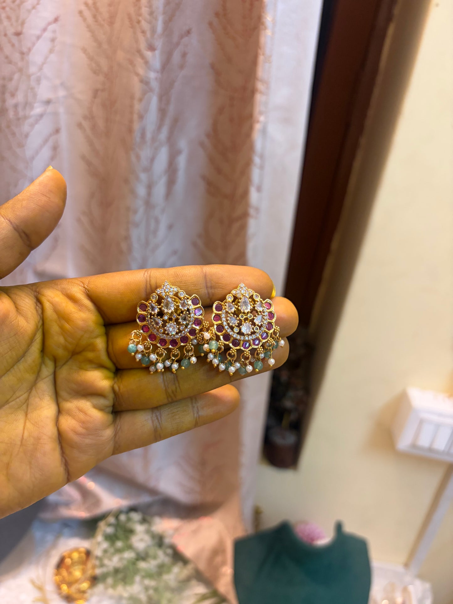 Cz kemp stone stud