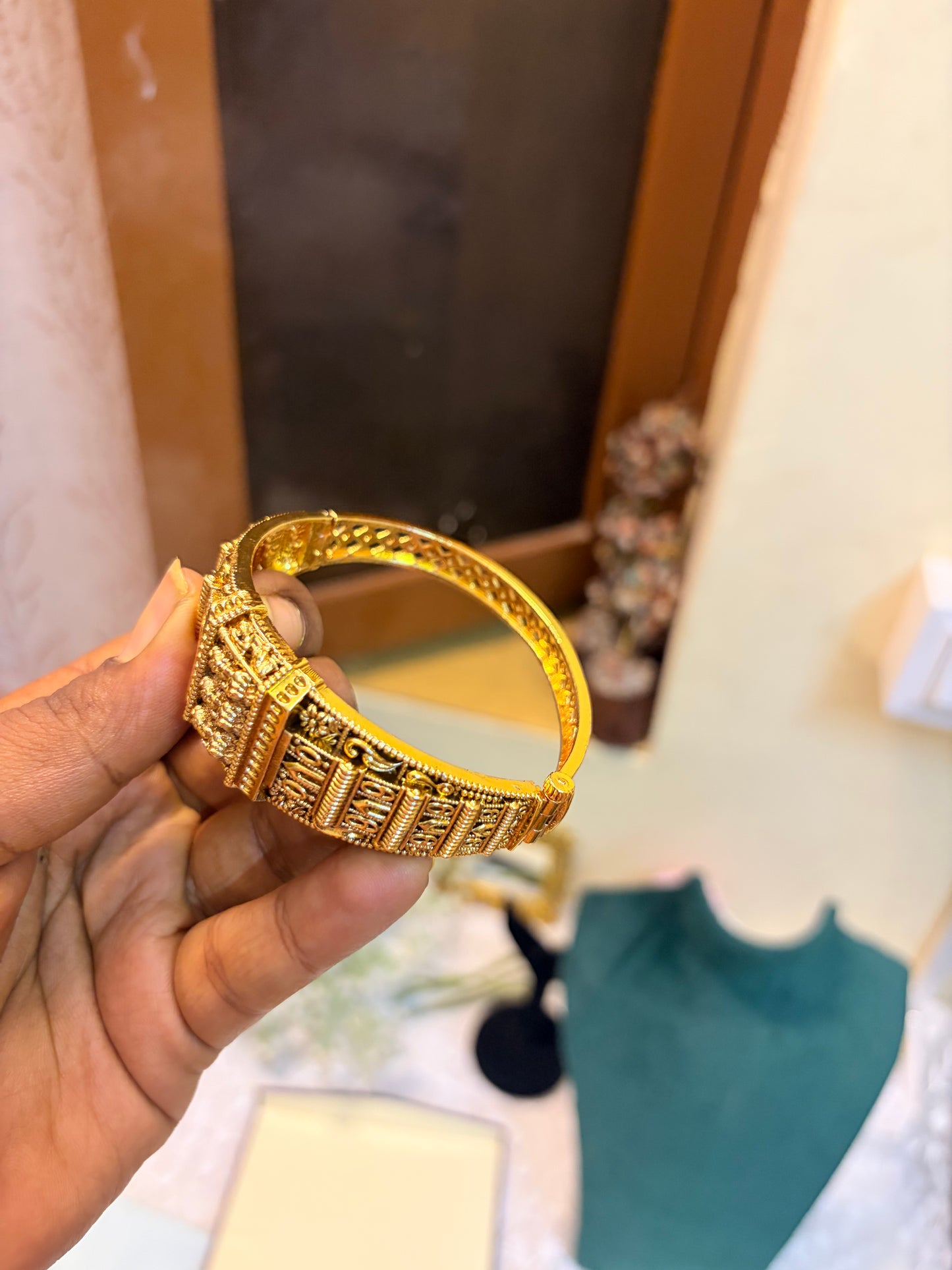 Gold antique finish kada premium quality