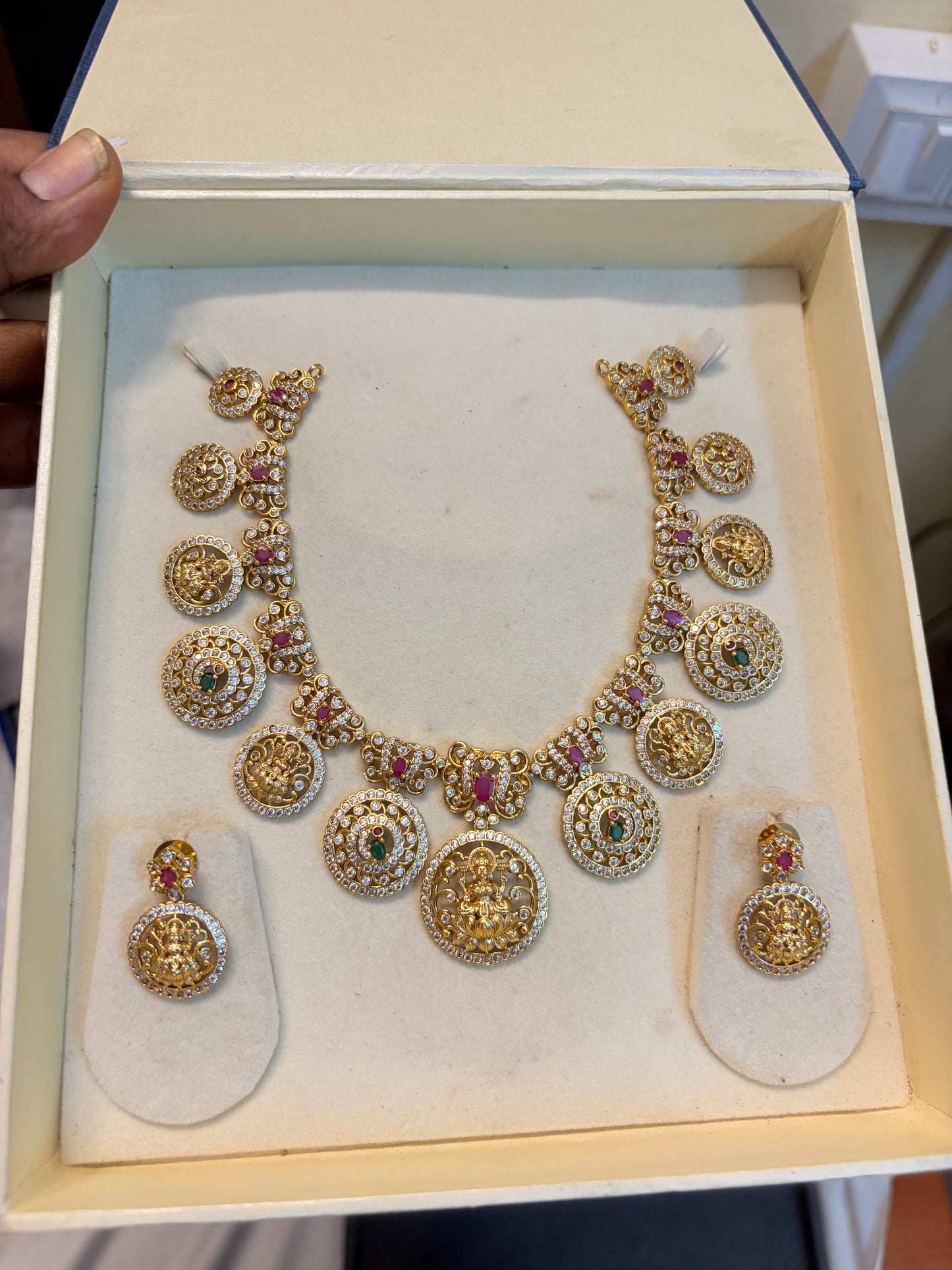 Lakshmi Cz stones bottumala necklace set