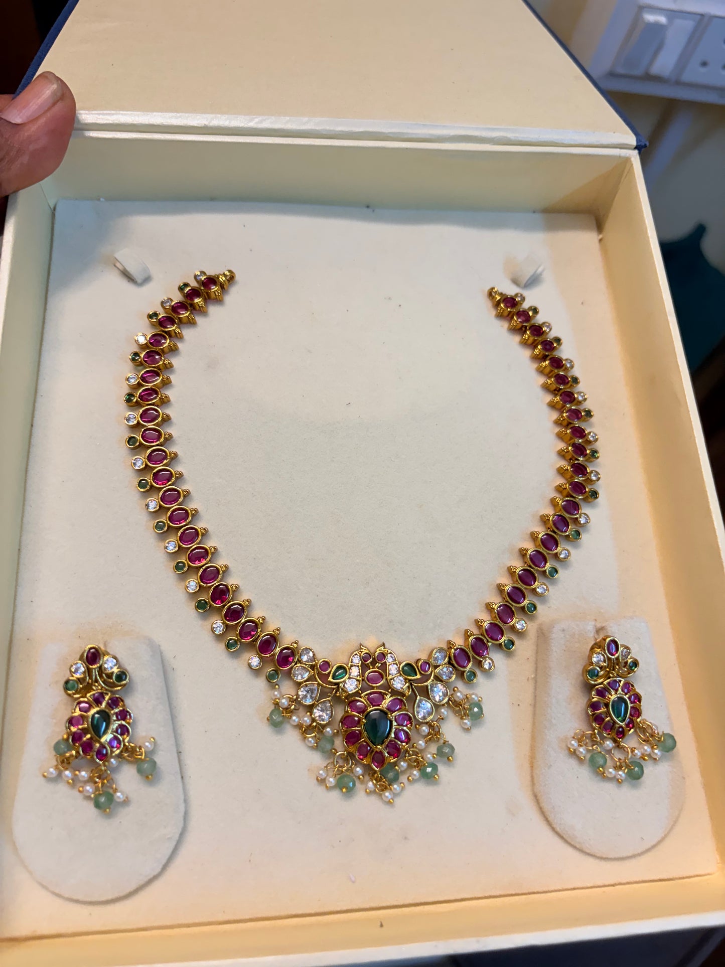 Real kemp stones jadau necklace set