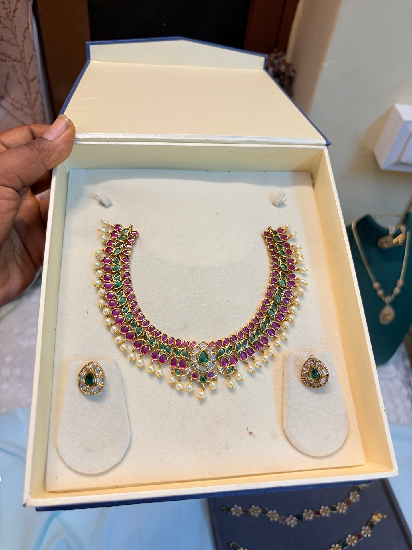 Real kemp stones jadau necklace set