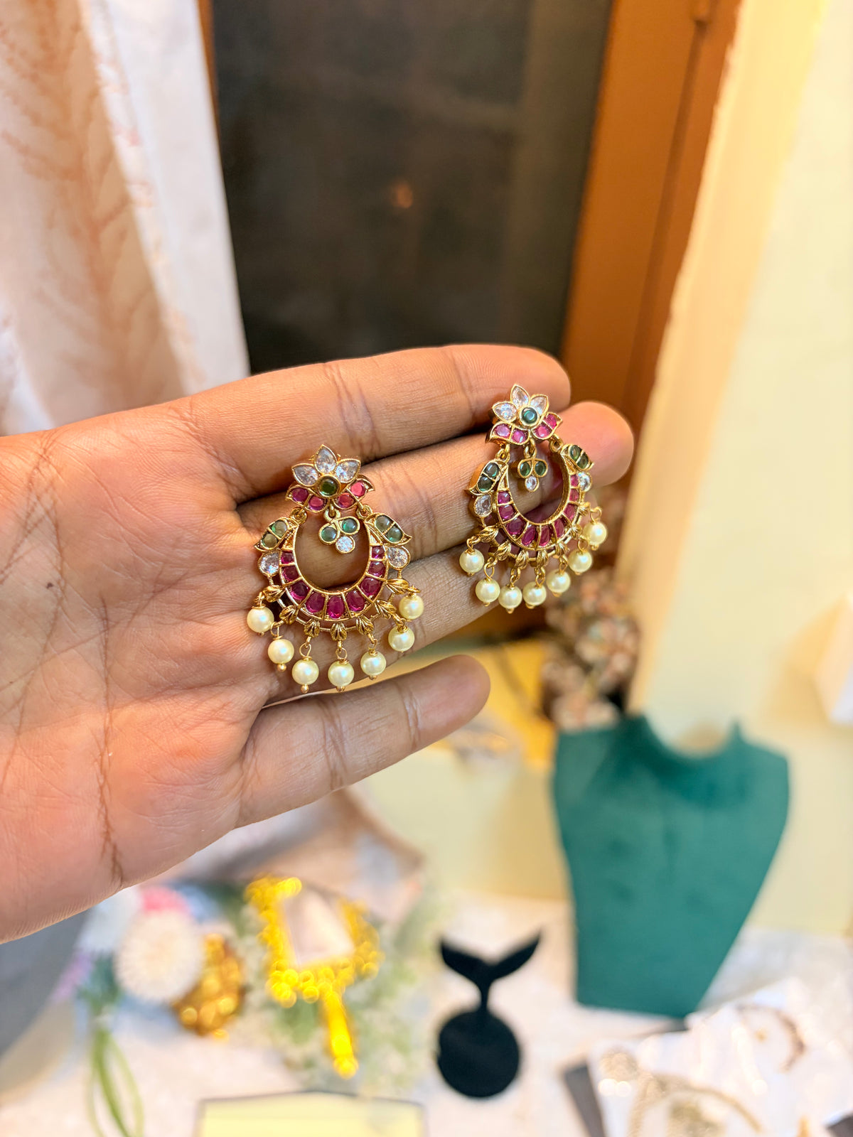 Kemp stones Chandbali stud