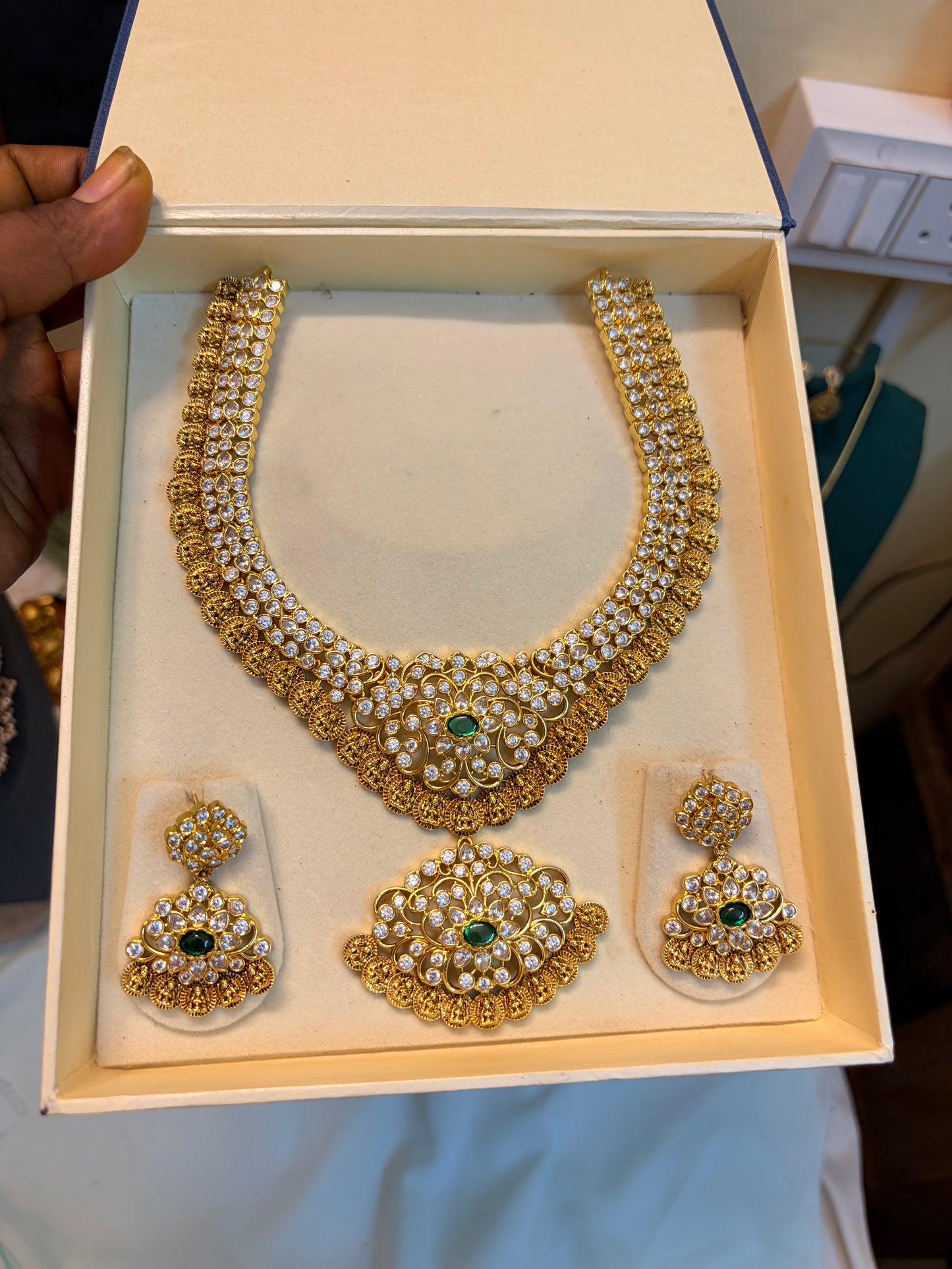 Heritage AD stones Gold inspired statement necklace set with screw back earrings