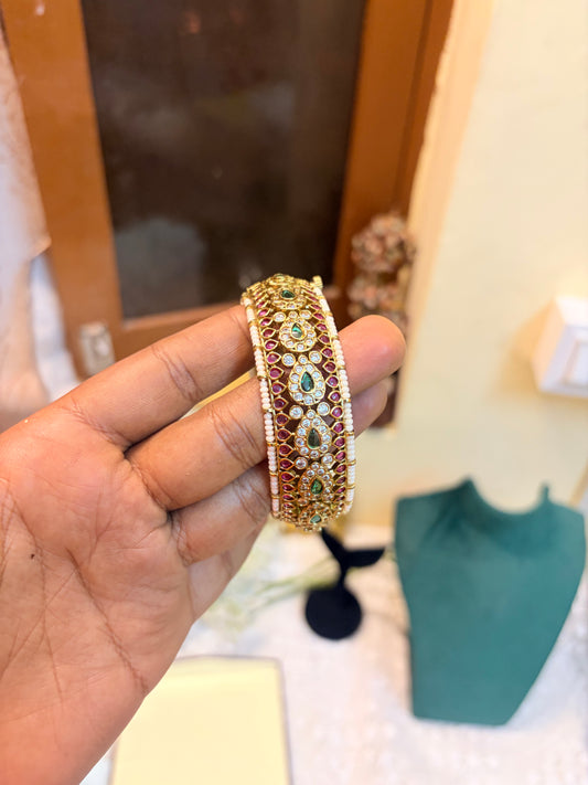 Jadau Kundan kemp kada