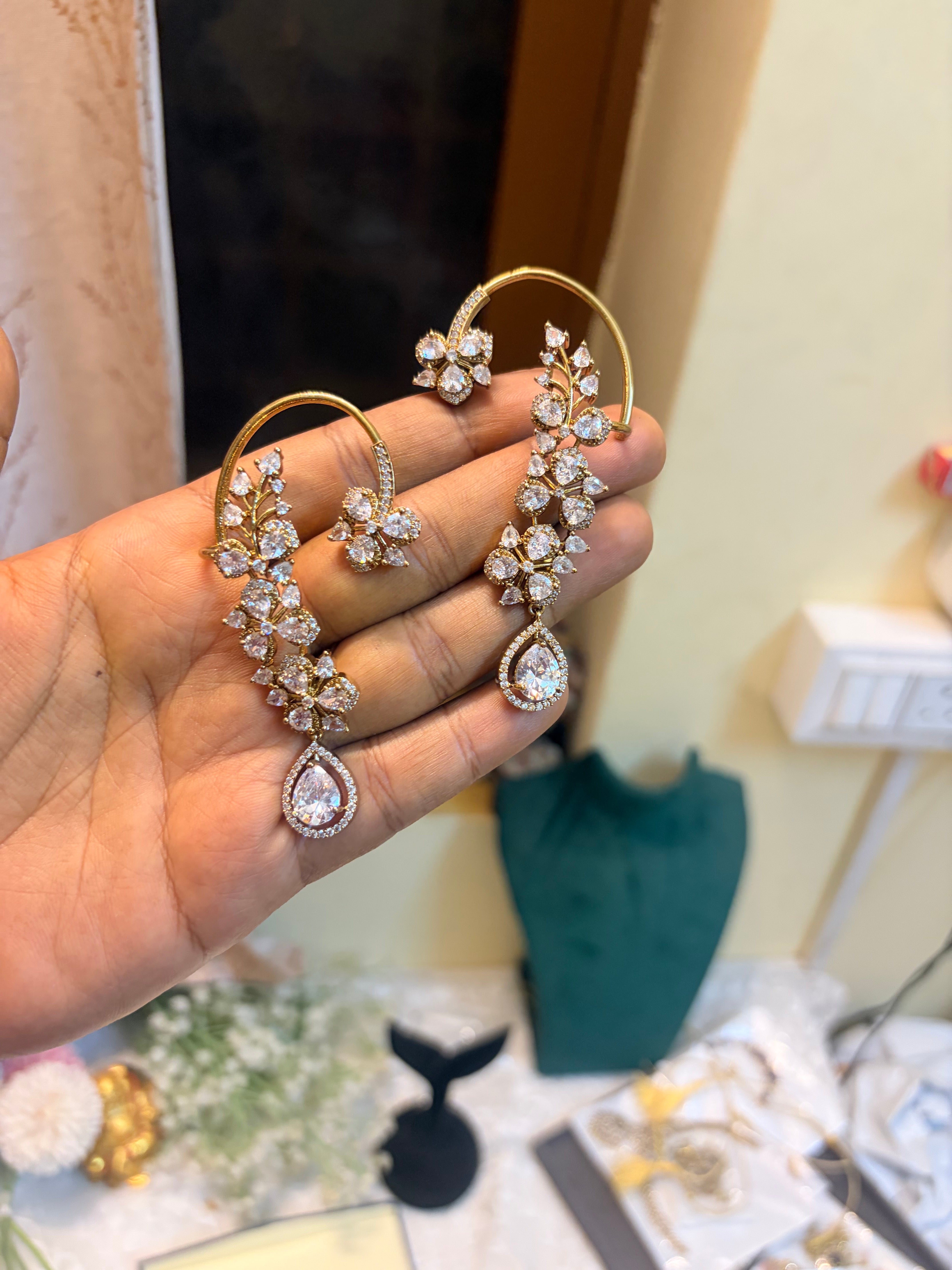 AD stones Bluetooth earrings
