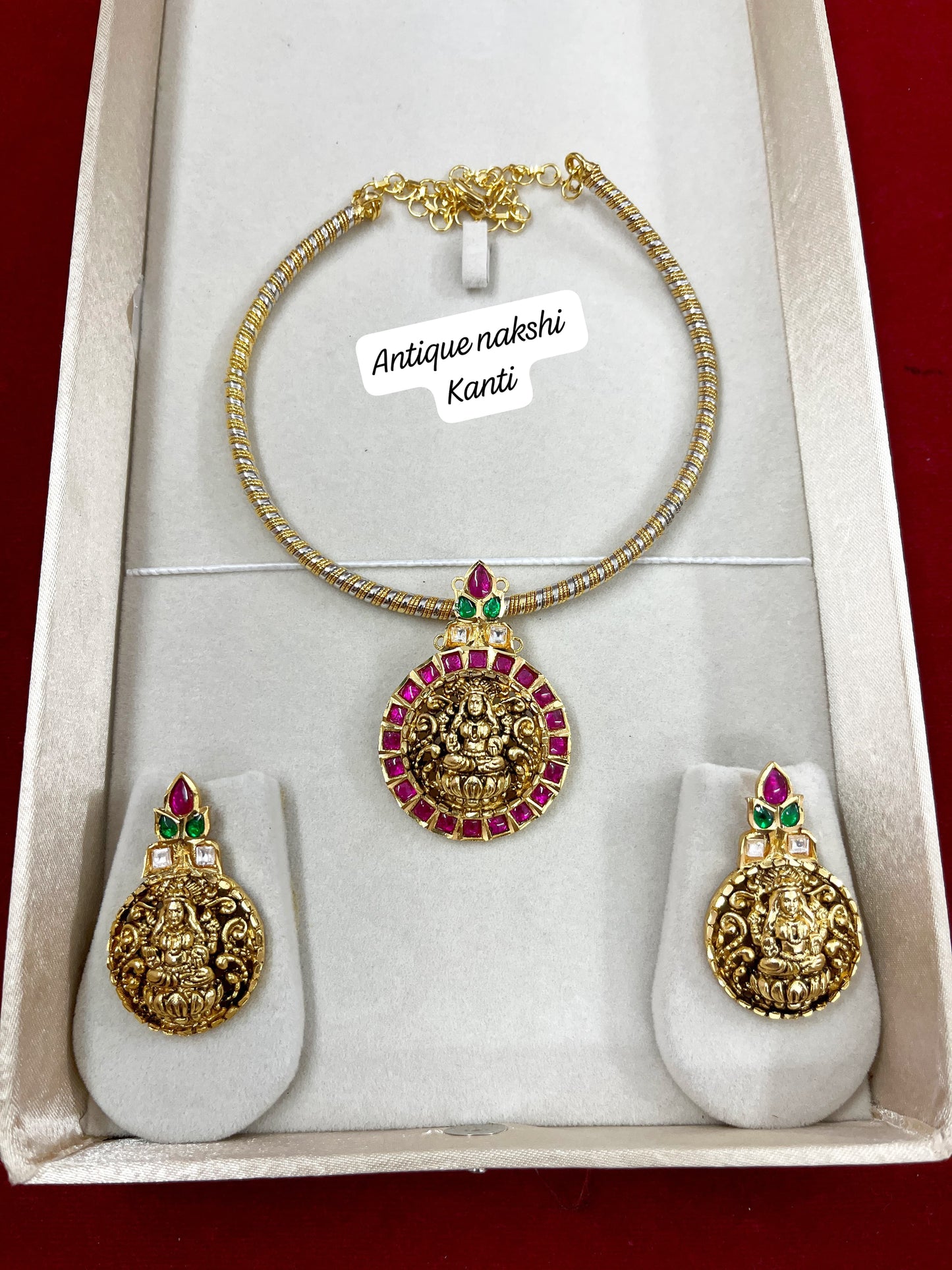 Jadau lakshmi Kanti necklace set