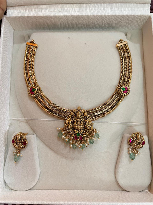 Gold antique finish necklace set premium quality