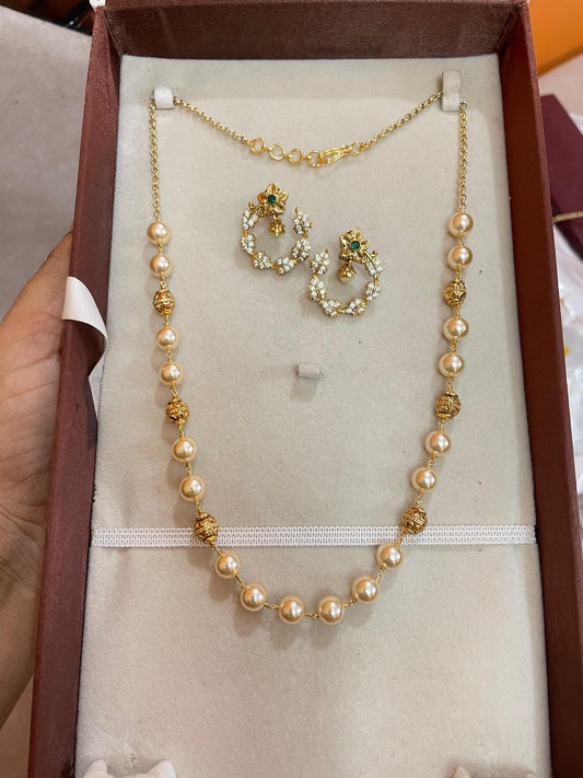 Swarovski pearls nakshi chain
