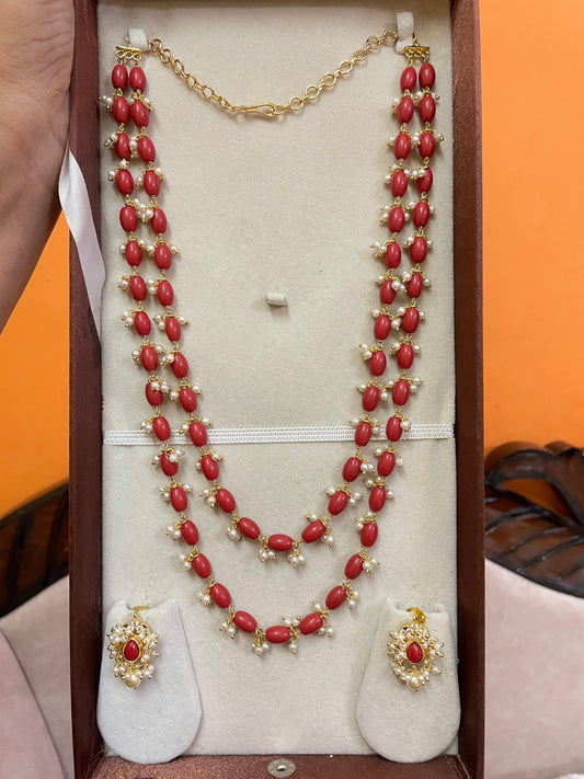 Handmade coral beads chain with earrings
