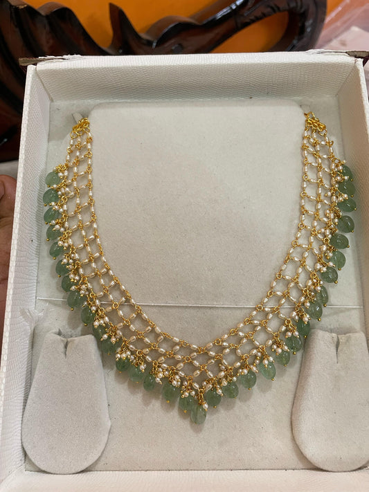 Elegant strawberry beads mesh chain