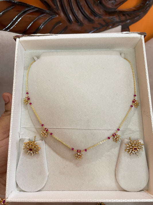 Gold antique finish elegant chain with floral motif