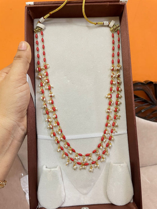 Elegant coral pearl chain