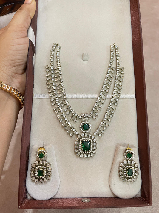 Dazzling double layer emerald necklace set