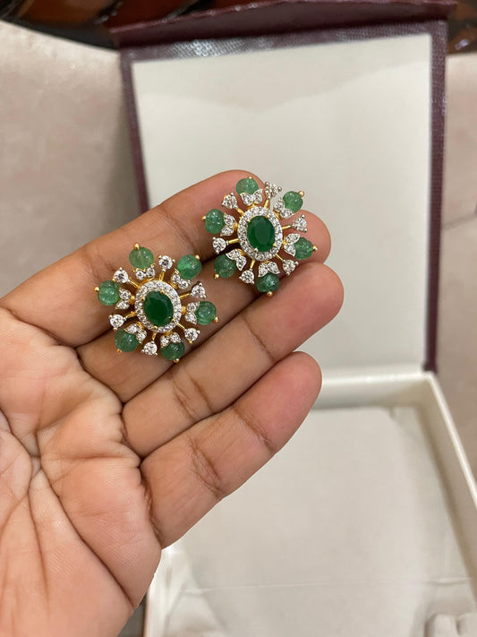 Emerald floral Gj polish stud