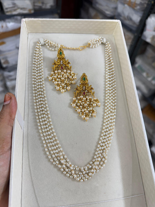 Regal pearl layer chain with gold replica earrings