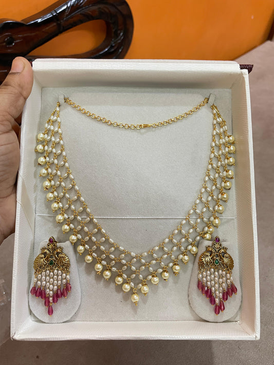 Handmade pearl zali chain with 3 colour earrings