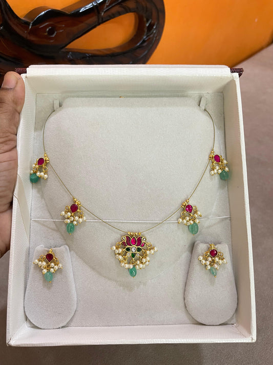 Lotus motif jadau invisible chain