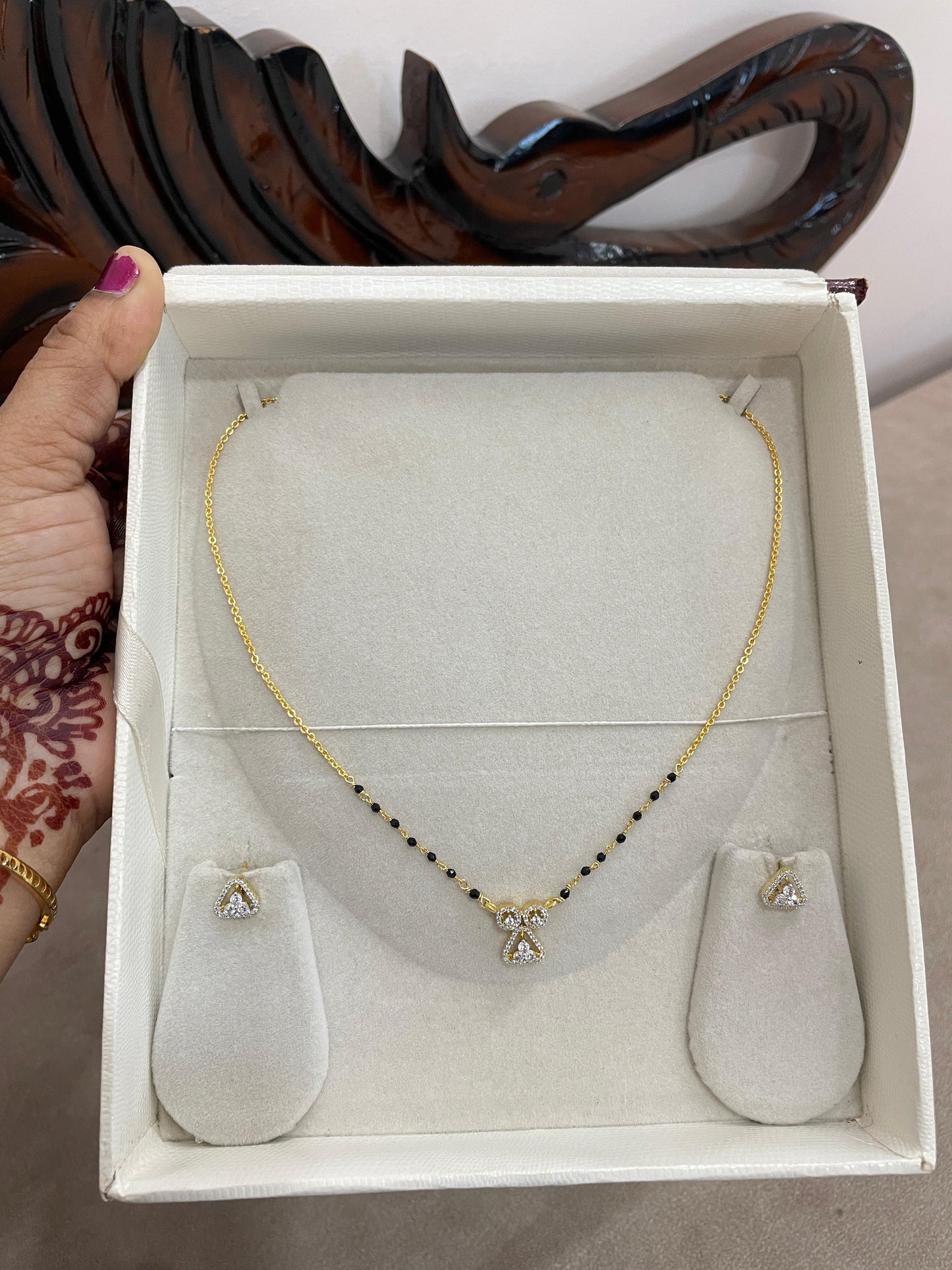 Minimal Cz drop black beads chain