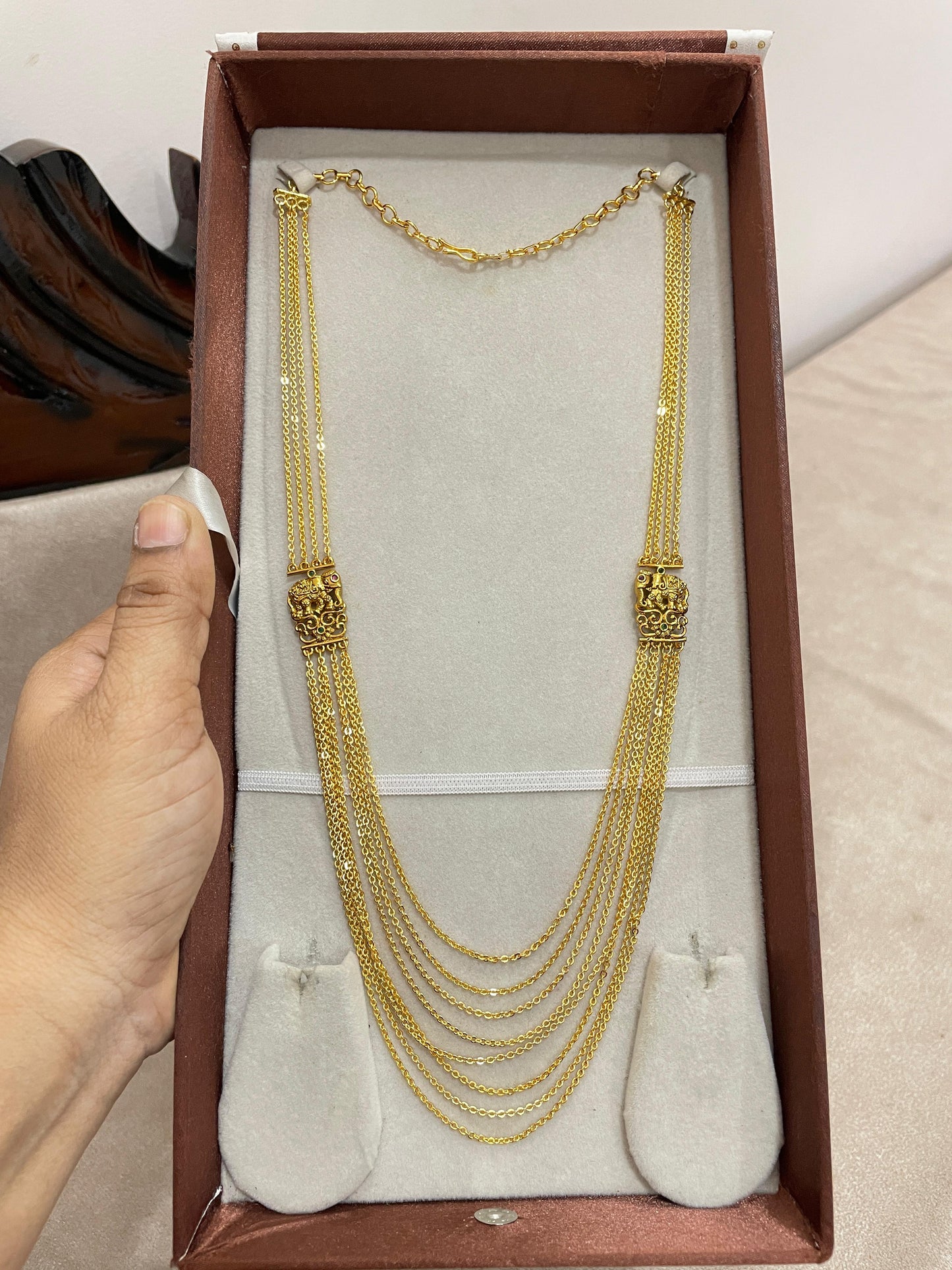 Antique elephant motif chandraharam