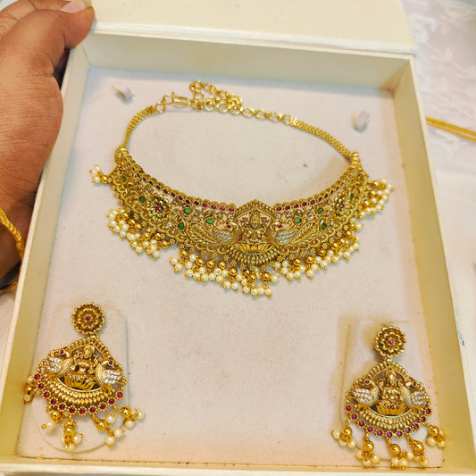 Gold antique finish cz stone guttapusalu choker set
