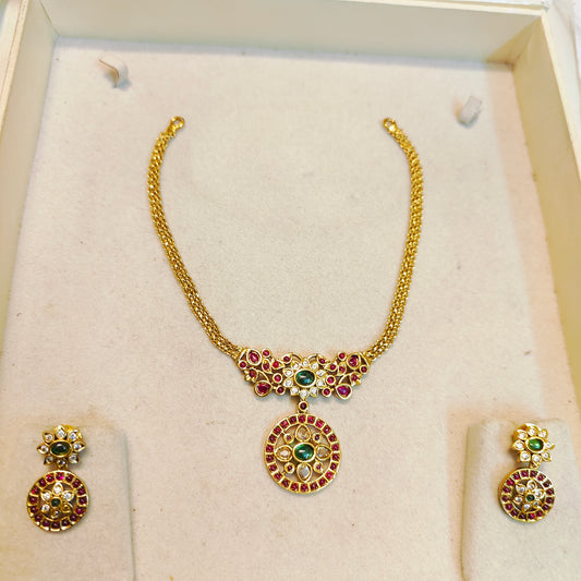 Best seller gold antique finish Kemp stones necklace set