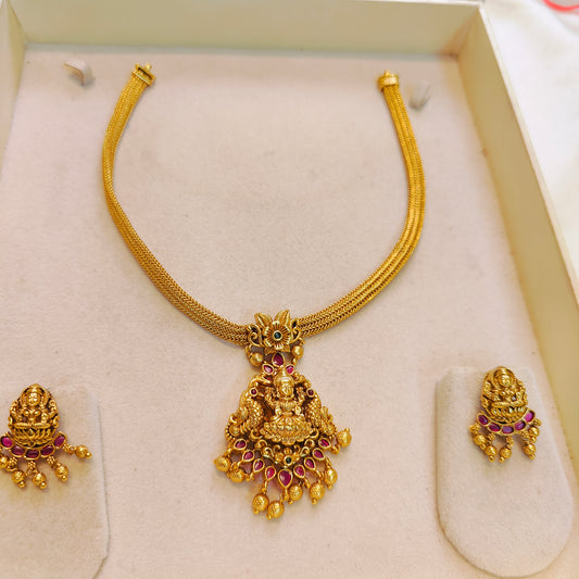 Gold antique finish necklace set premium quality