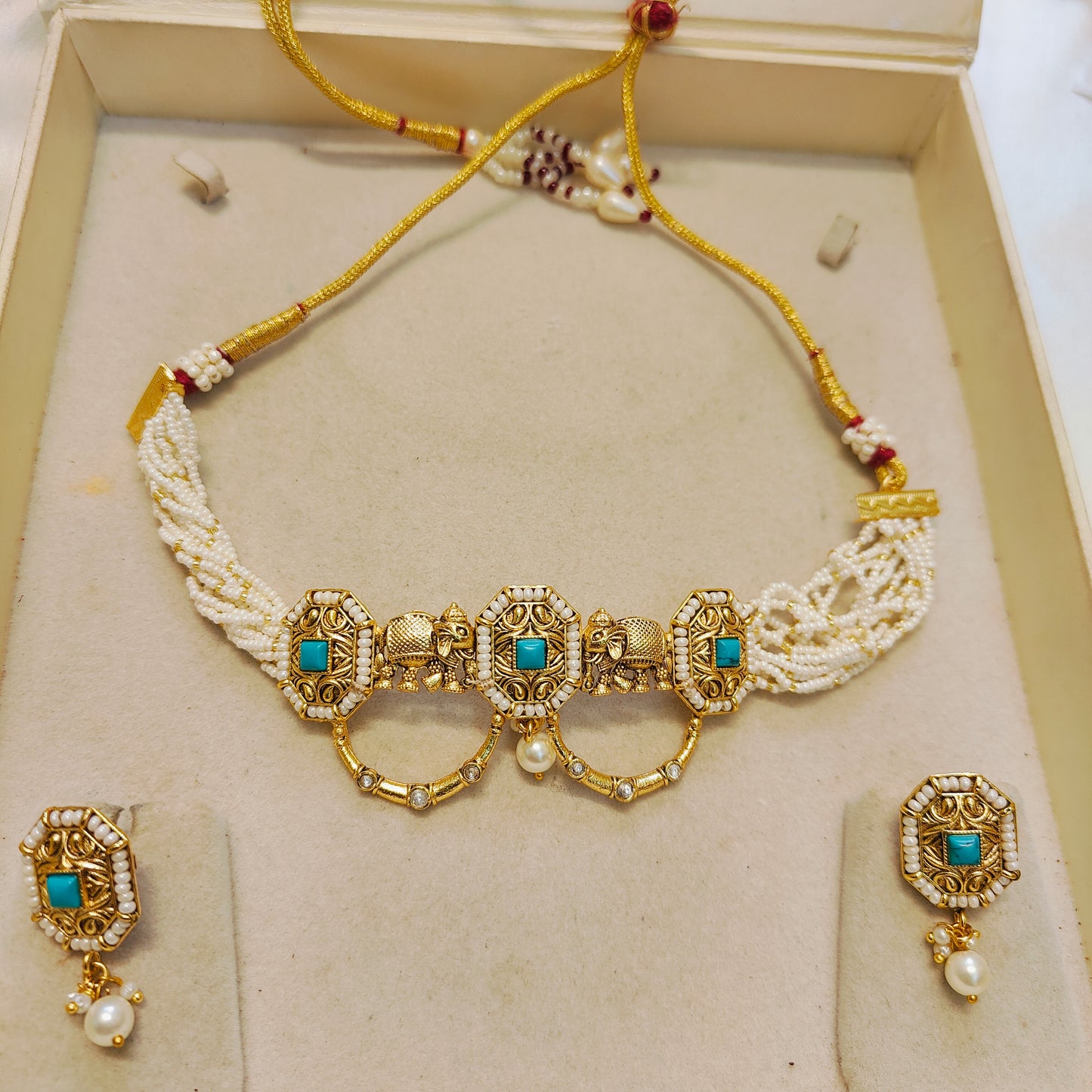 Jadau kundan pearl choker set premium quality