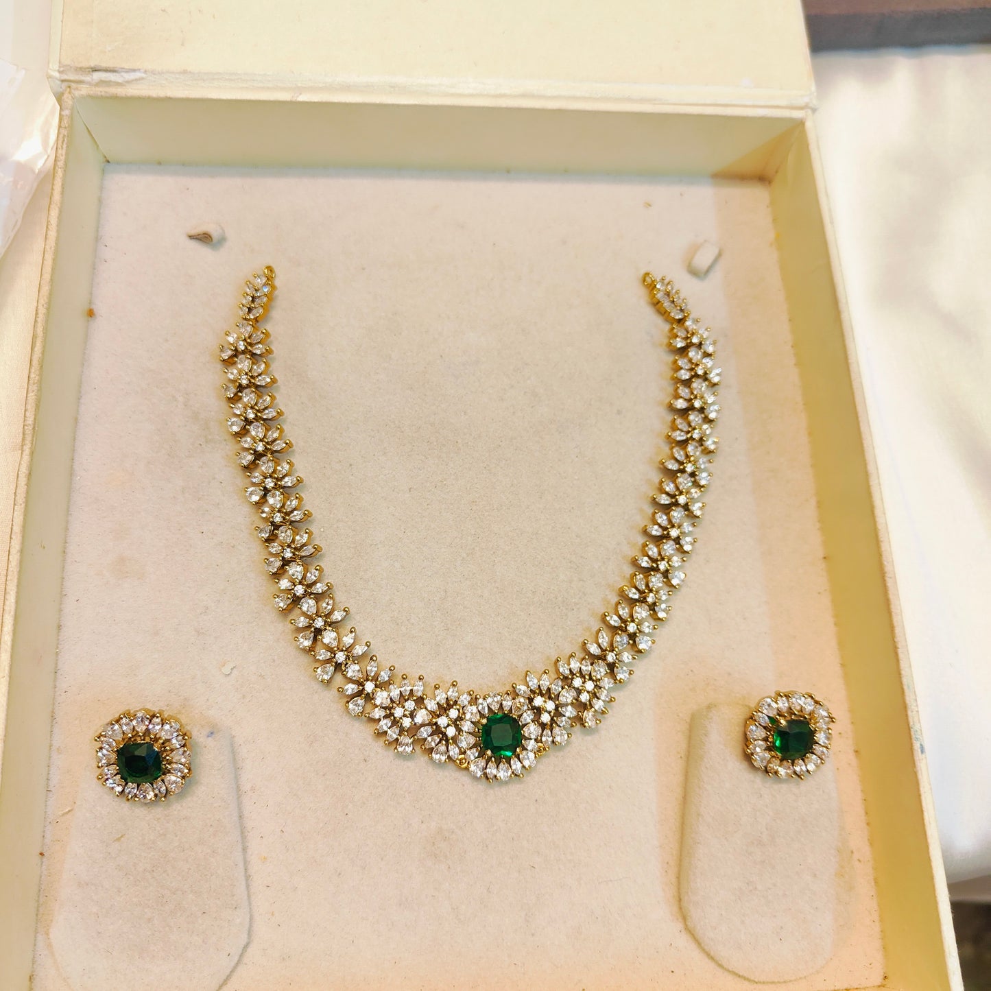 Diamond replica necklace set