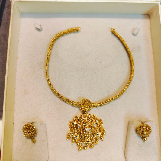 Lakshmi nakshi chain with earrings