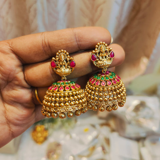 Gold antique finish brass made earrings