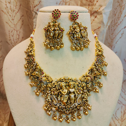 Gold antique nakshi bridal necklace set