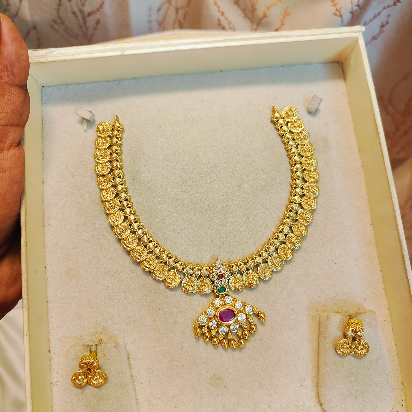 Cz stone gold plated necklace set premium quality