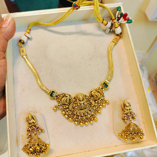 Traditional lakshmi choker set