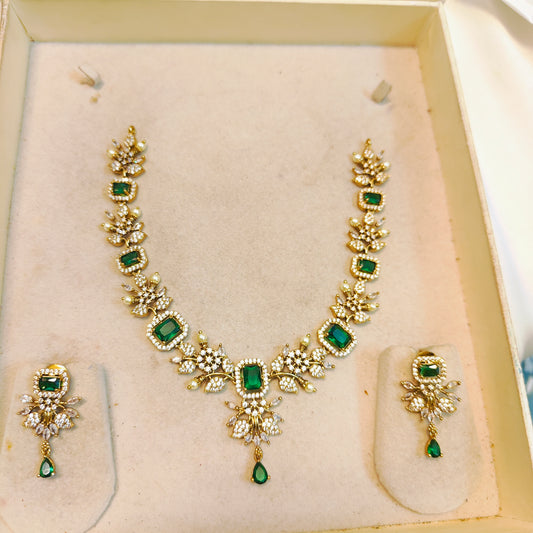 Emerald floral neckset