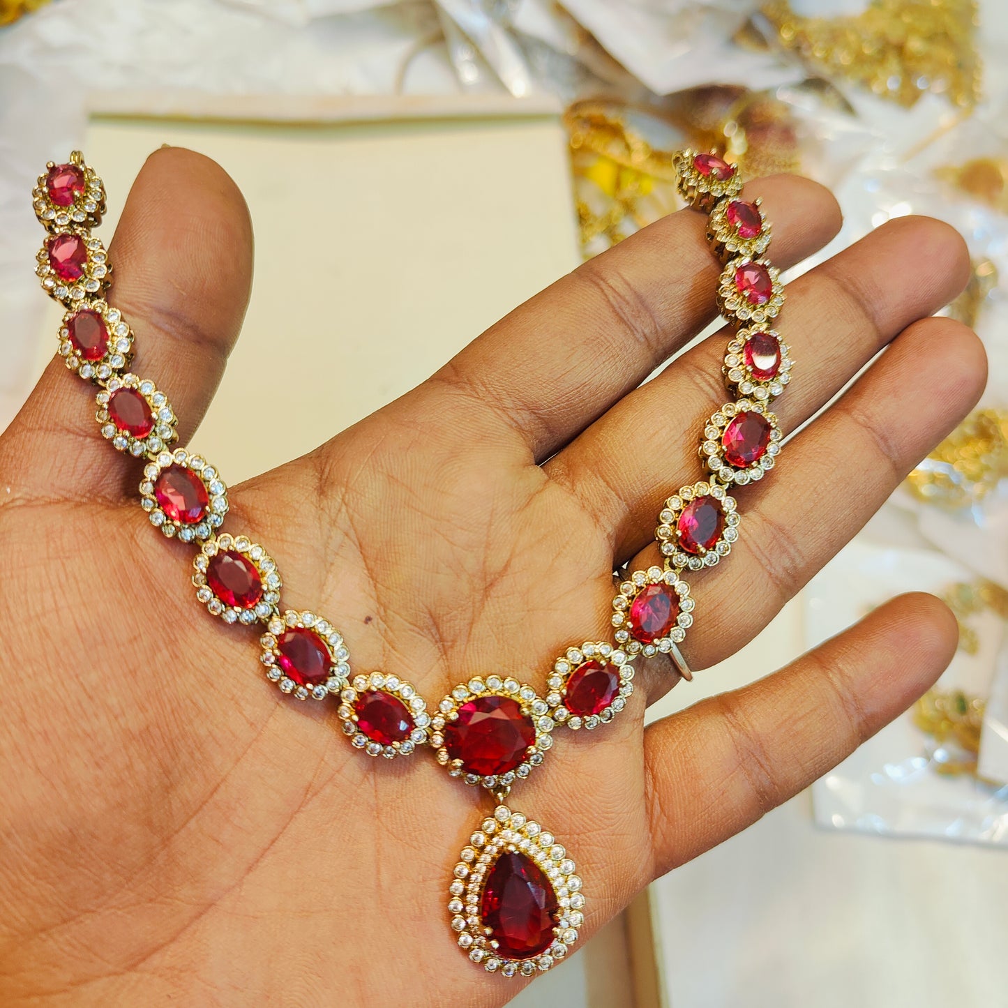 Teardrop bold ruby necklace set