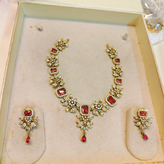 Sparkling Ruby leaf necklace set