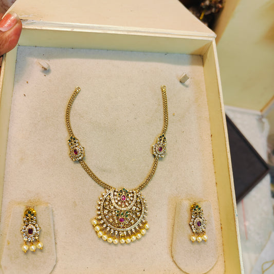 Crescent shaped gold antique finish necklace set