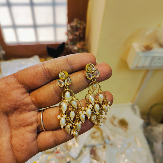 Pearl dangle earrings