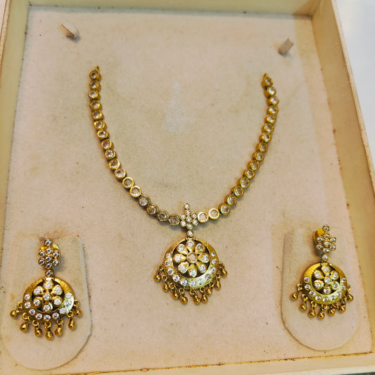 Traditional Kemp necklace set