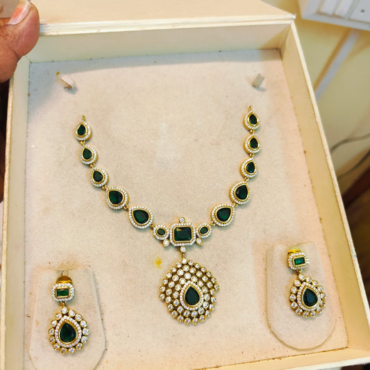 Celebrity inspired emerald necklace set