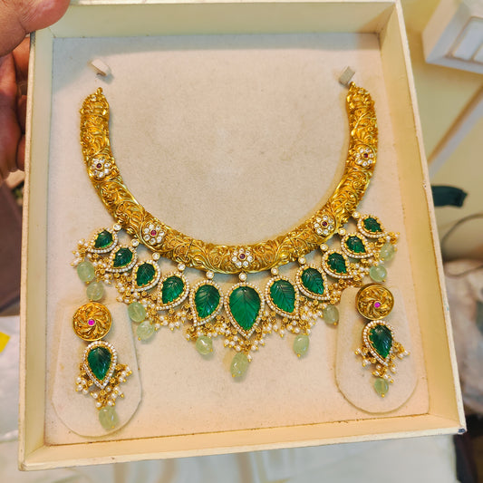 Antique leaf motif nakshi Kanti necklace set