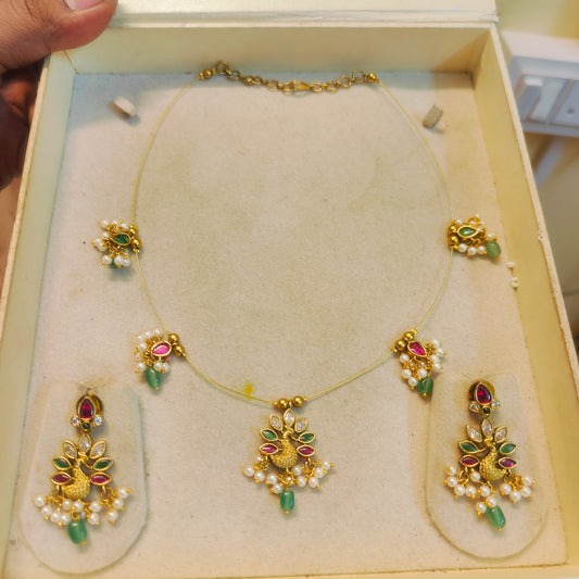 Peacock motif Kemp invisible chain