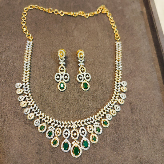 Emerald elegance diamond necklace set