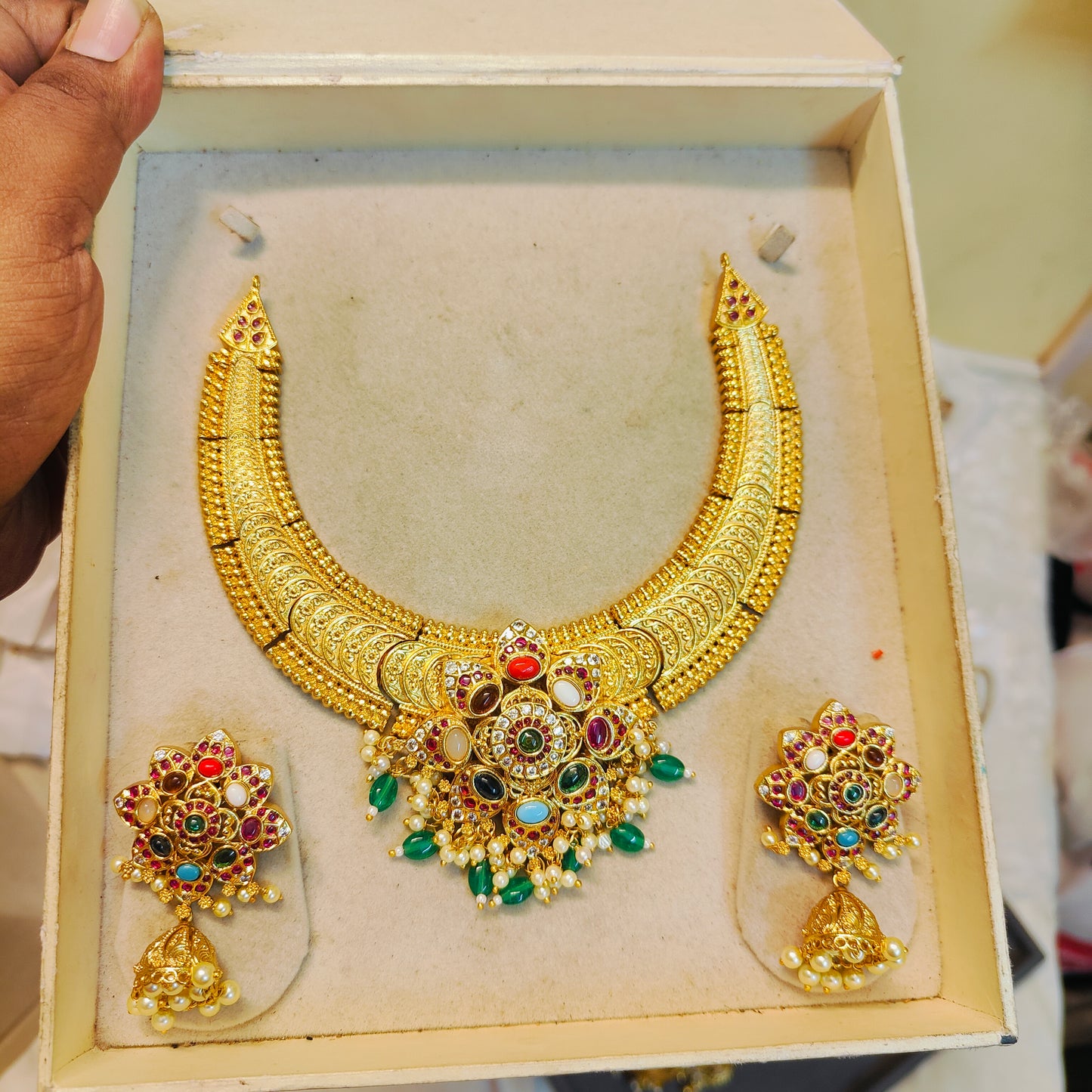 Regal navaratna necklace set