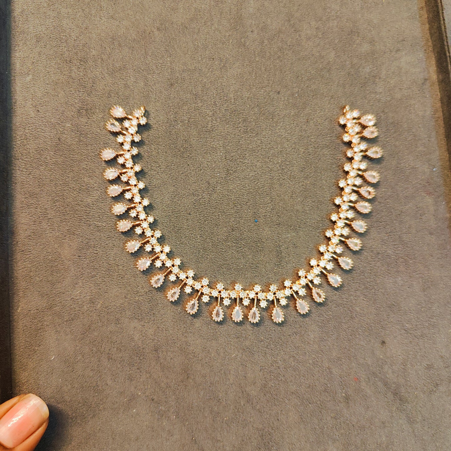 Timeless Premium Teardrop Rose gold Necklace set