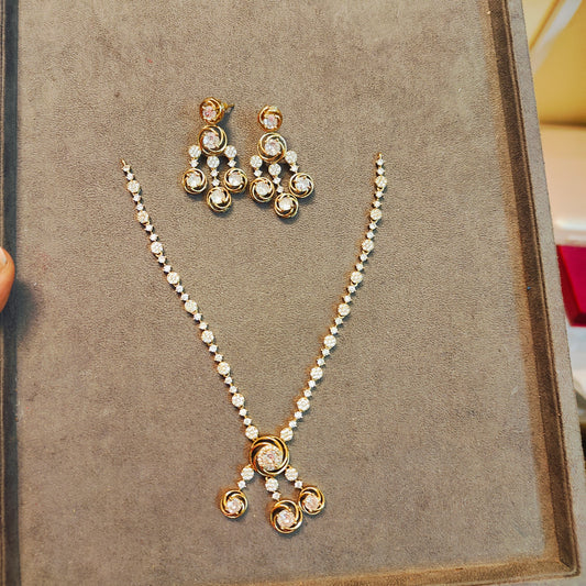 Sparkling swirl cz necklace set